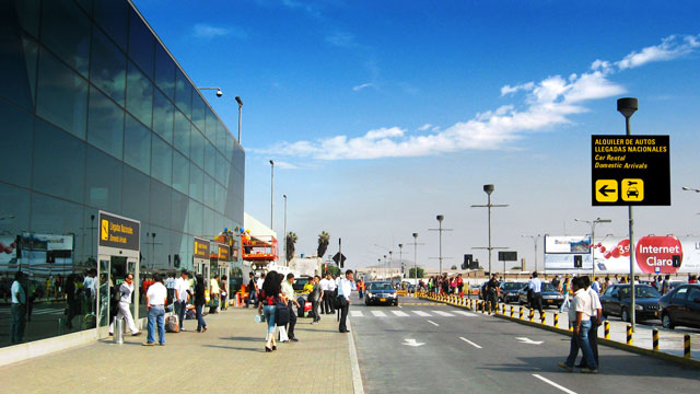 Aeropuerto Jorge Chávez Hall Nacional